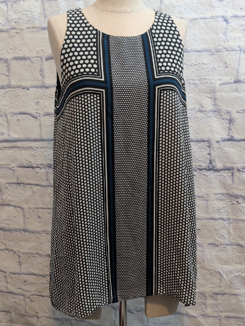 Max Studio Sleeveless Polka Dot Tunic Blouse - Size Medium